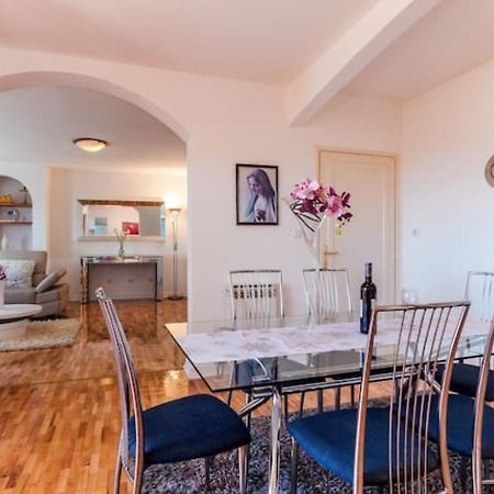 Apartments Brane - Free Parking Zadar Buitenkant foto