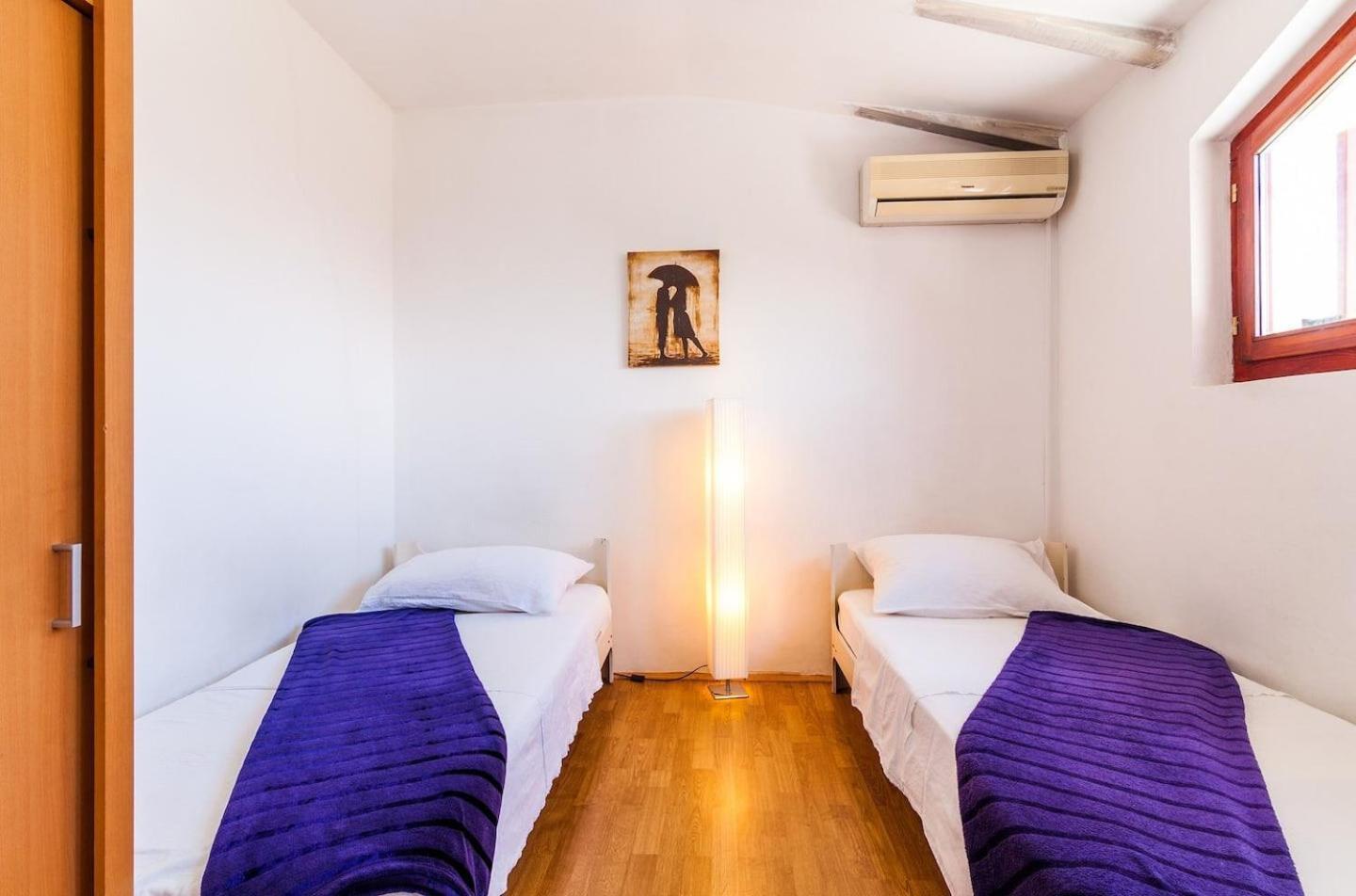 Apartments Brane - Free Parking Zadar Buitenkant foto