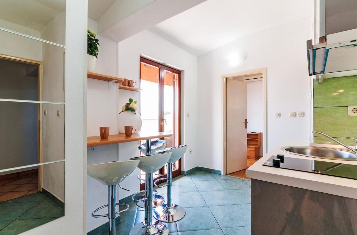 Apartments Brane - Free Parking Zadar Buitenkant foto